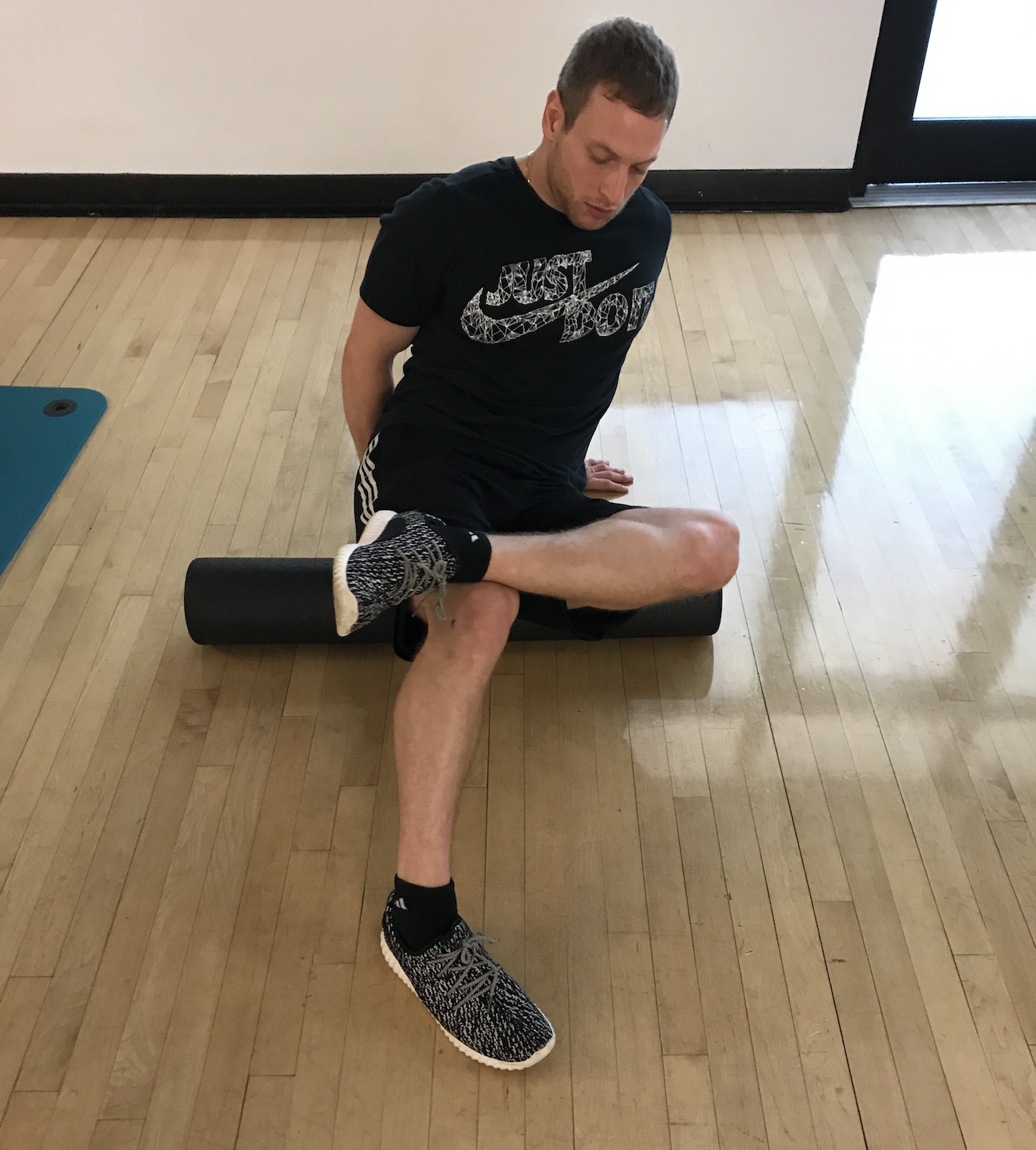 Kevin Simoni works out using the Atavus Volt App