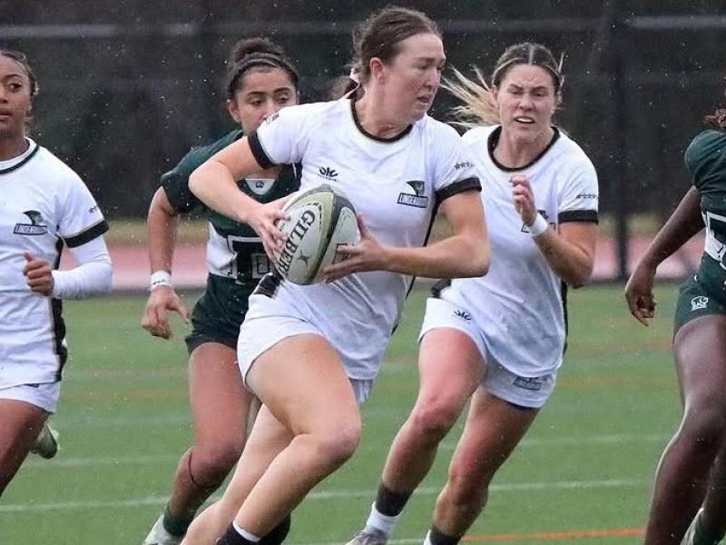 Lindenwood's Amy Brice makes way against Dartmouth. Todd Lunow photo.