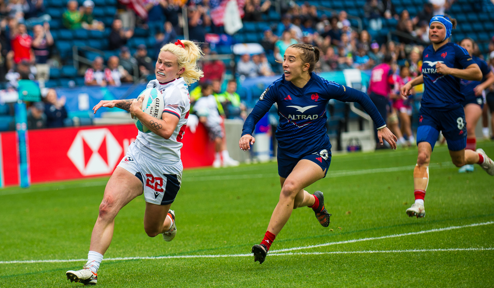 Sam Sullivan goes in for the try at the 2025 LA 7s. David Barpal photo.