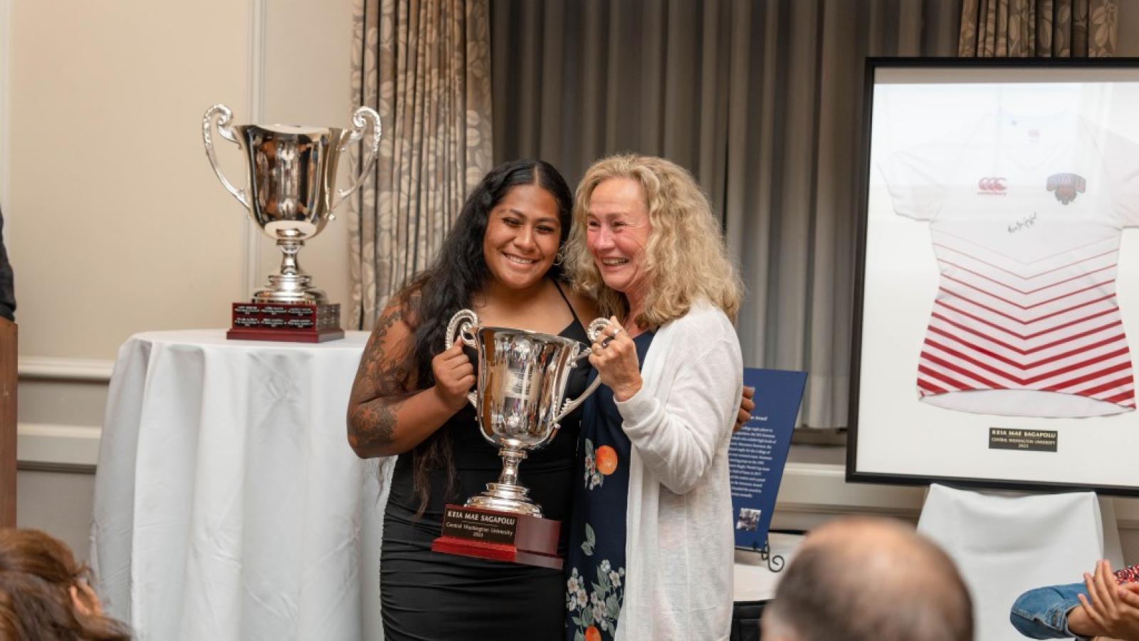 0623 rugby awardsdinner 063 ehuertas