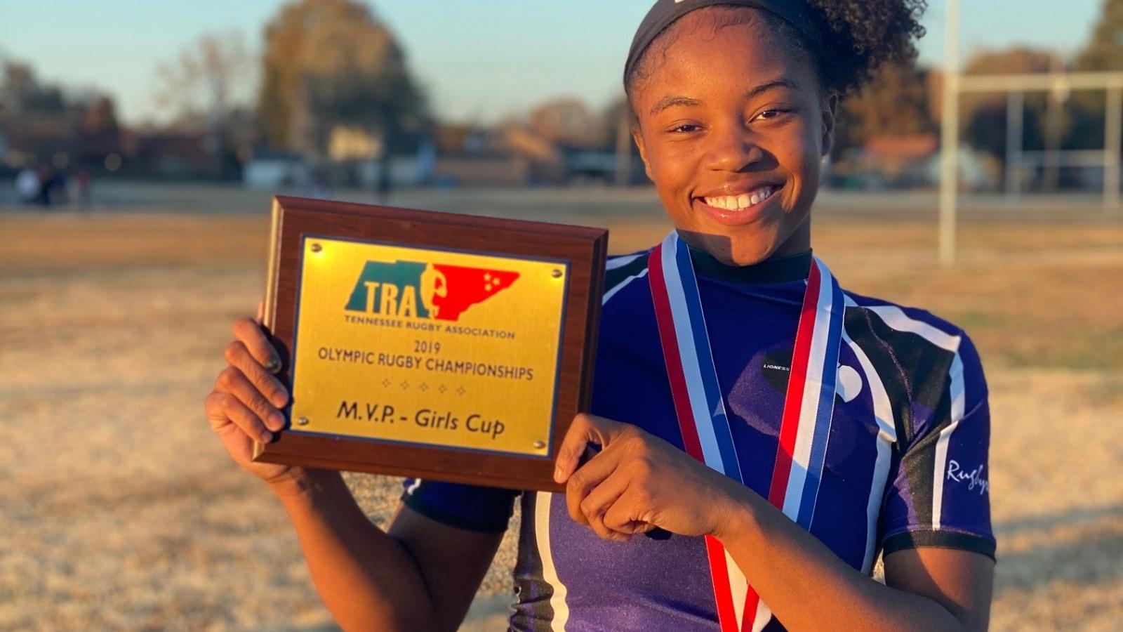 columbia central girls 2019 fall azhinaye barner 1