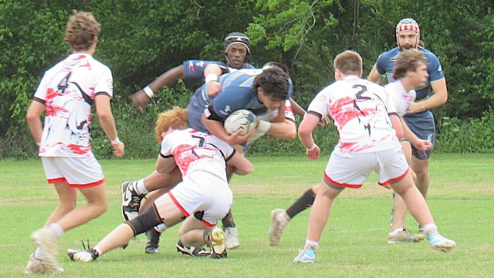 raptor v 901 2025 andrew toy being tackled by jake roberts