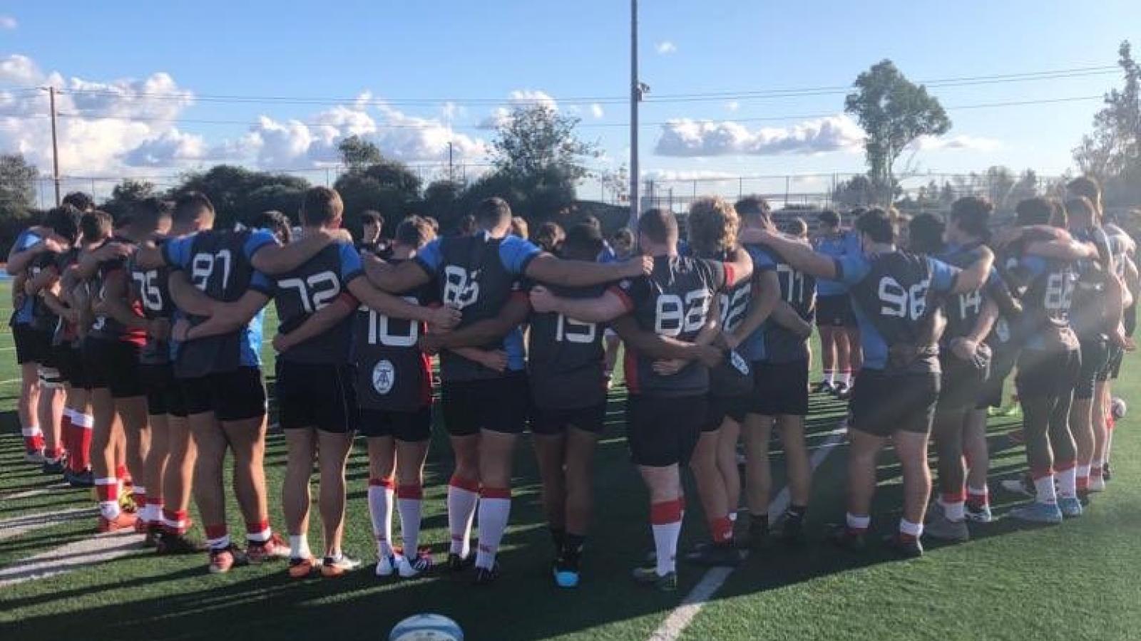rugby canada u18 huddle