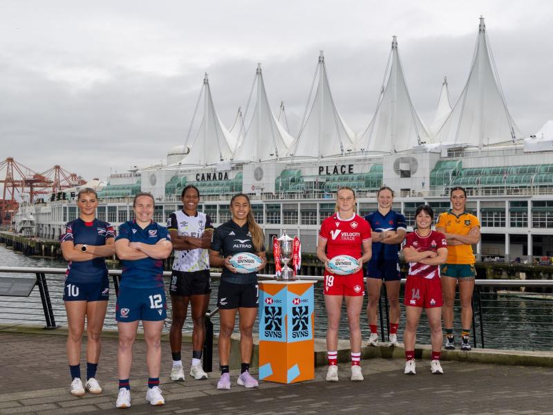 Kristi Kirshe and the captains overlooking Burrard Inlet. Photo Alex Ho & Zach Franzen / World Rugby
