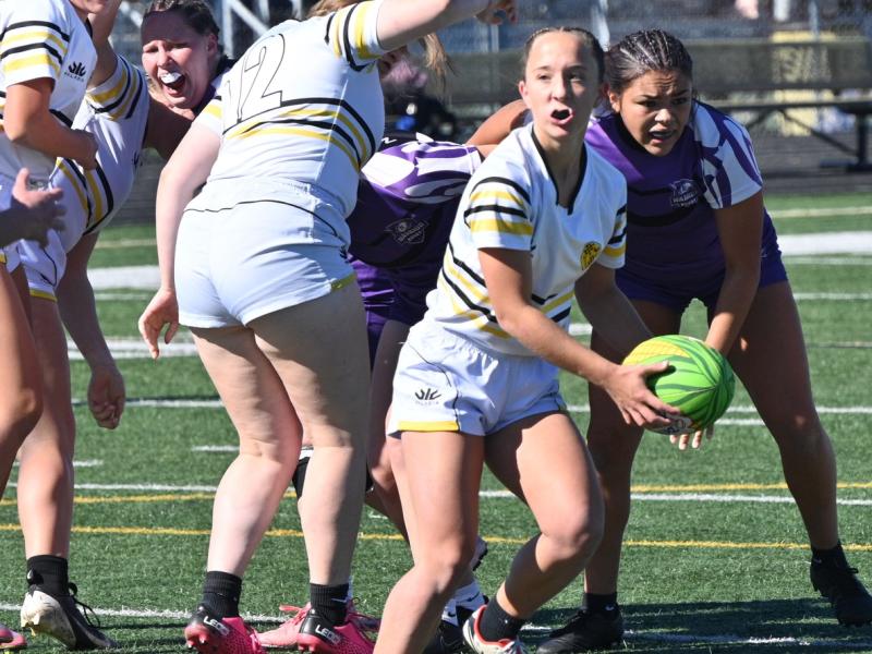 Waverly Shell Rock Girls Fall 2025. Photo Ross Hawker.