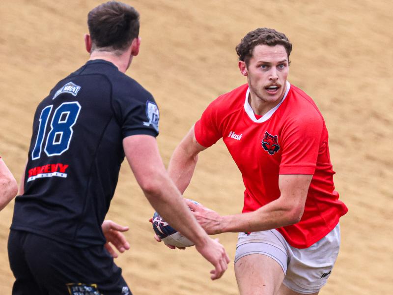 Warrick Day assesses his options for Arkansas State vs Mount St. Mary's in the CRAA Fall Classic. Photo Calder Cahill.