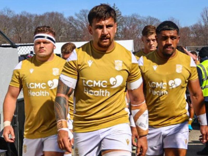 nola gold players come off field