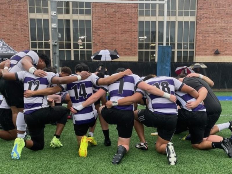 thunder rugby huddle 2023