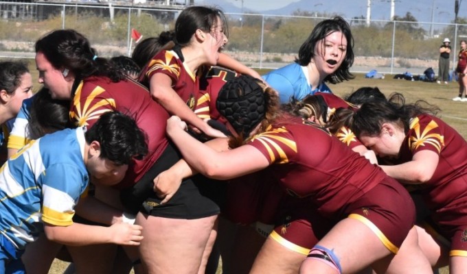 Arizona State mauls against UCLA. Susan Bray photo.