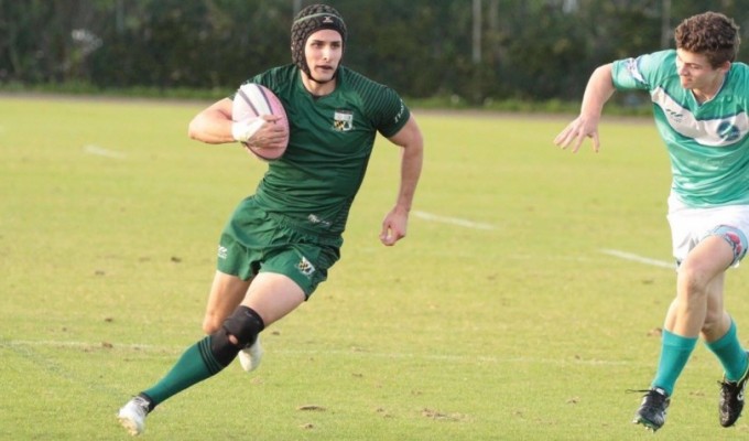 Danny Giannascoli finds some space. Photo Loyola Rugby.