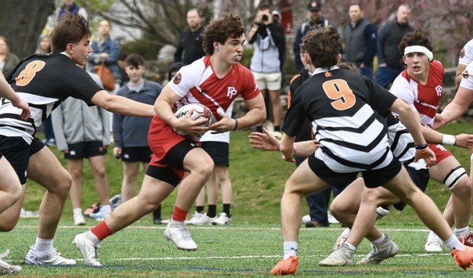 Fairfield in red, Ridgefield in black and white. photos @CoolRugbyPhotos.