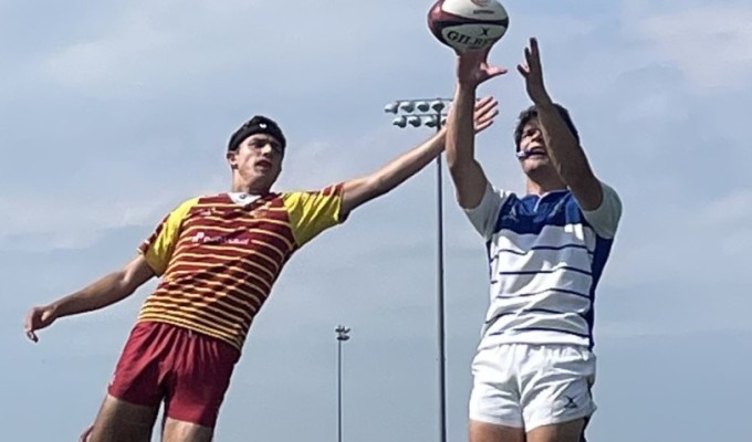 GVSU wins a lineout.