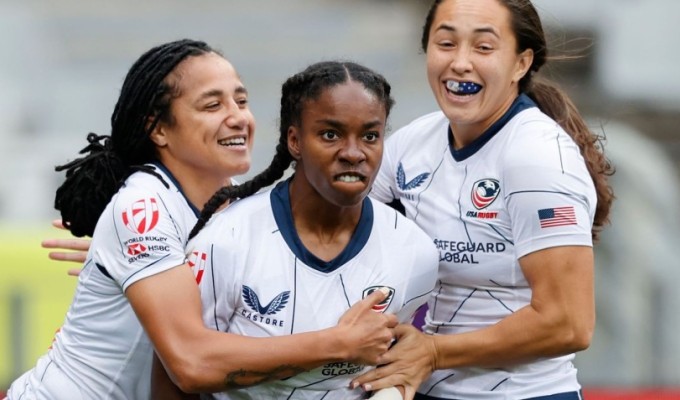 Jaz Gray has her angry face going. Mike Lee KLC Fotos for World Rugby.