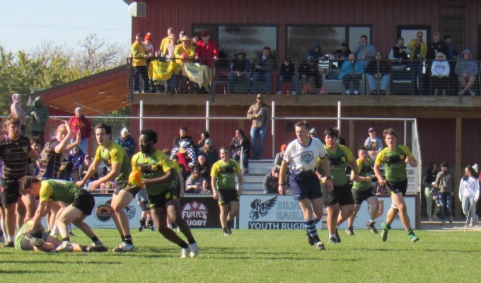 Shavers, with ball, looks for an opening. Alex Goff photo.