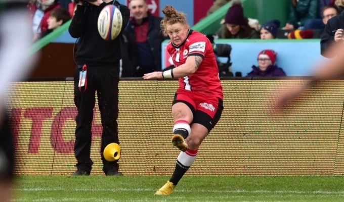 This kick from the touchline went over for Kelter. Photo Saracens Rugby.