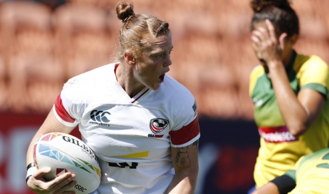 Alev Kelter scores against Brazil. Mike Lee KLC fotos for World Rugby.