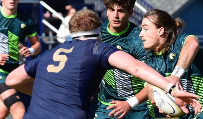 Bradley Crane tries to avoid Ed Soeder. Photo David Hughes.
