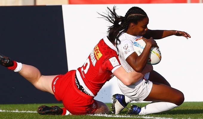 Jaz Gray goes in for a try against Canada in Malaga. Martin Seras Lima photo.