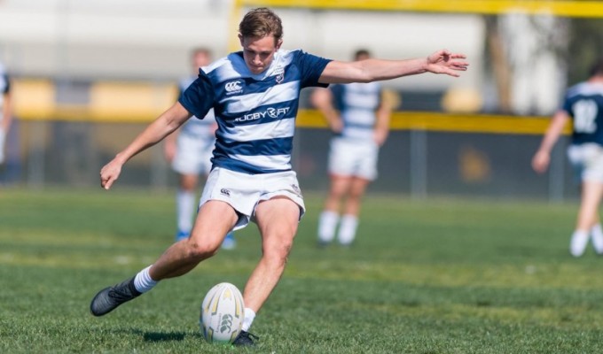 Points machine Matt Grundlingh kicks for goal for Claremont Colleges. Brian Jackson photo.