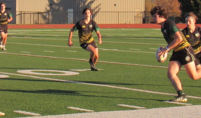 St. Edward on attack vs St. Ignatius. Alex Goff photo.