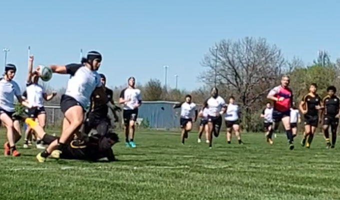 Penn goes in for a try against Avon.