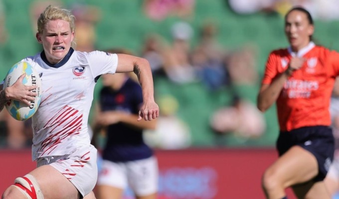 Sam Sullivan off to score against France. Mike Lee KLC fotos for World Rugby. 