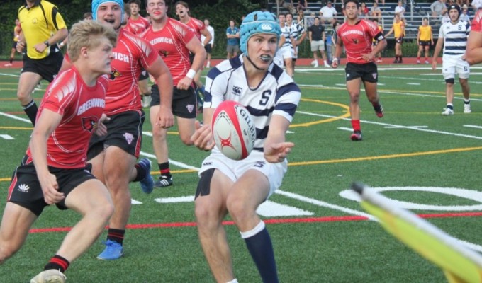 Sam Pirki feeds David Sedrak for a try. Mark Edwards photo.