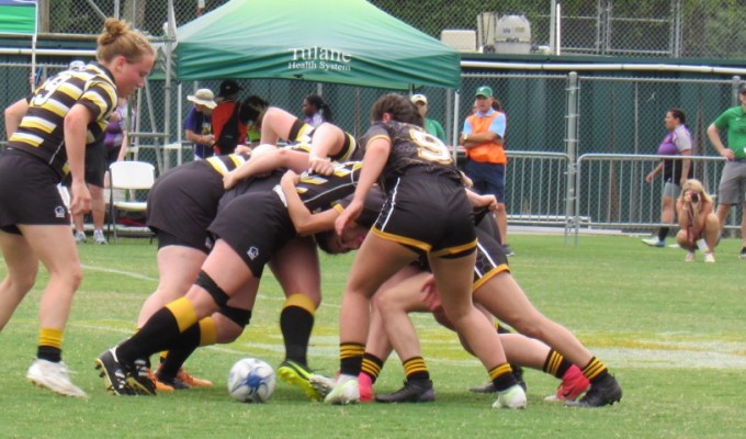 Wayne State and Baldwin Wallace in the scrum. Alex Goff photo.