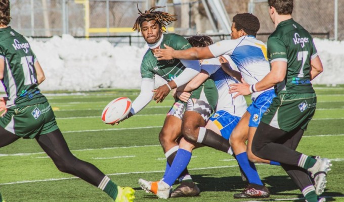 Woodlands in green, KC Jr. Blues in white and blue. Photo Griffin Hastings.