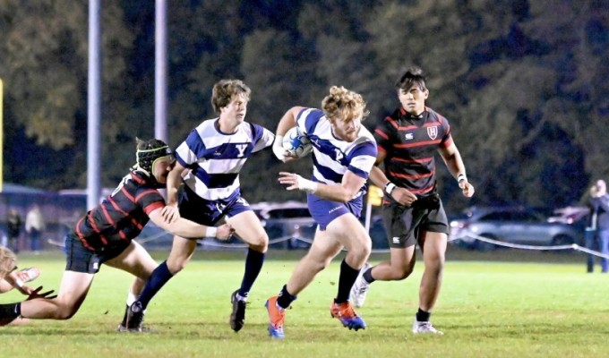 Yale vs Harvard under the lights. Photo @CoolRugbyPhotos.
