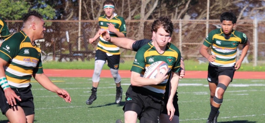 Flyhallf Ronan Orford on the run for SFGG.