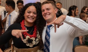 Last year's WAC Award winners, Freda Tafuna and Wyatt Parry at the awards dinner. Photo Emilio Huertas for the WAC.