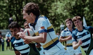 Rafe Gabrovsek for St. Ignatius on his way to a key try. Griff Hastings photo.