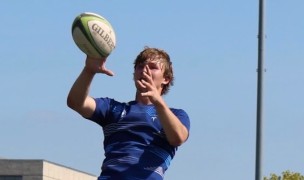 Grand Valley State's Aiden Reilly goes up for a lineout throw against CMU