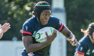 Alycia Washington takes the ball up in the 2017 Rugby World Cup. Colleen McCloskey photo.
