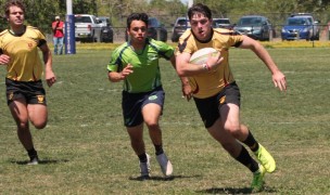 Brother Martin in yellow vs Bayou in green. Photo Enzo Antonio Foster.