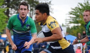 Lui Sitama running the ball for the Budd Bay Barbarians in 2015. Carrie Hunkin-Clark photo.