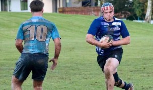 Chuck Gehl trucks it up for Nelson College-Oxford.