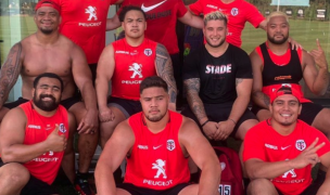 David Ainu'u, 2nd row, 2nd from left, with the tattood left arm, with a bunch of Toulouse forward. Photo David Ainu'u.