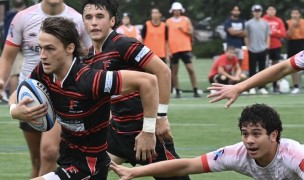 Henry Novicki finds some space for Fairfield. Photo @coolrugbyphotos.