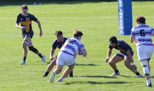 Steele Dombo for Gonzaga carries the ball. He will be going to Cal this fall. Alex Goff photo.