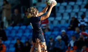 Kathryn Johnson wins a lineout. Photo Rugby World Cup.
