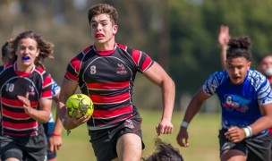 La Jolla on their way to a try. Photo Brian Jackson.