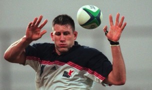 Luke Gross wins a lineout during the 1999 Rugby World Cup. Photo Lorraine Sullivan for INPHO