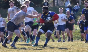 New Haven vs SUNY Maritime in small-college playoff action last fall. 