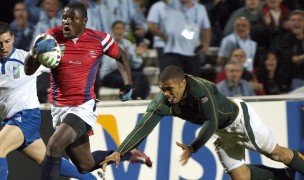 That moment he leaves Habana behind. Takudzwa Ngwenya on the way to scoring against South Africa in 2007. Ian Muir photo.