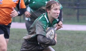 Hannah Trsek sees a chance for Medina. Alex Goff photo.