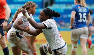 Ariana Ramsey helps Cheta Emba up after a try vs France. Mike Lee KLC fotos.