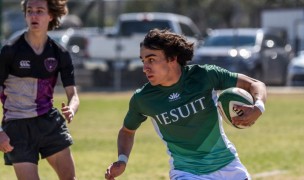 Strake Jesuit moves up. David Bennett photo.