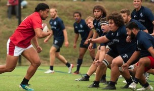 Southern Virginia, in red, came back to beat Queens, in blue, October 2019. Photo SVU Athletics.